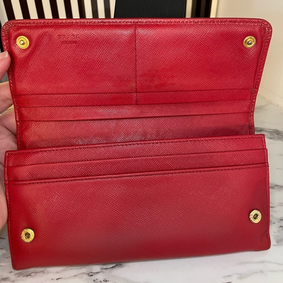 Prada Red Bow Wallet Saffiano Leather - Picture 11 of 17